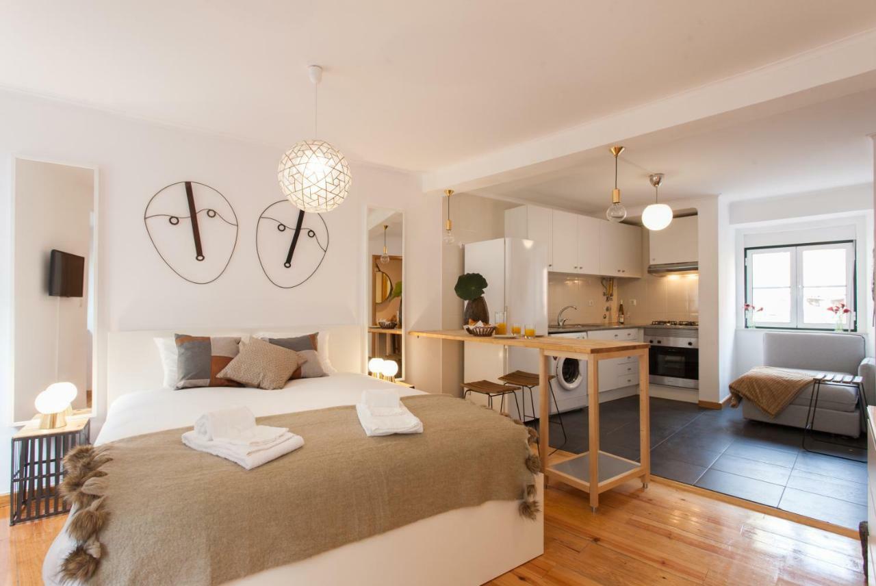 Martim Moniz Studio Apartments - By Lu Holidays Lisbon Exterior photo
