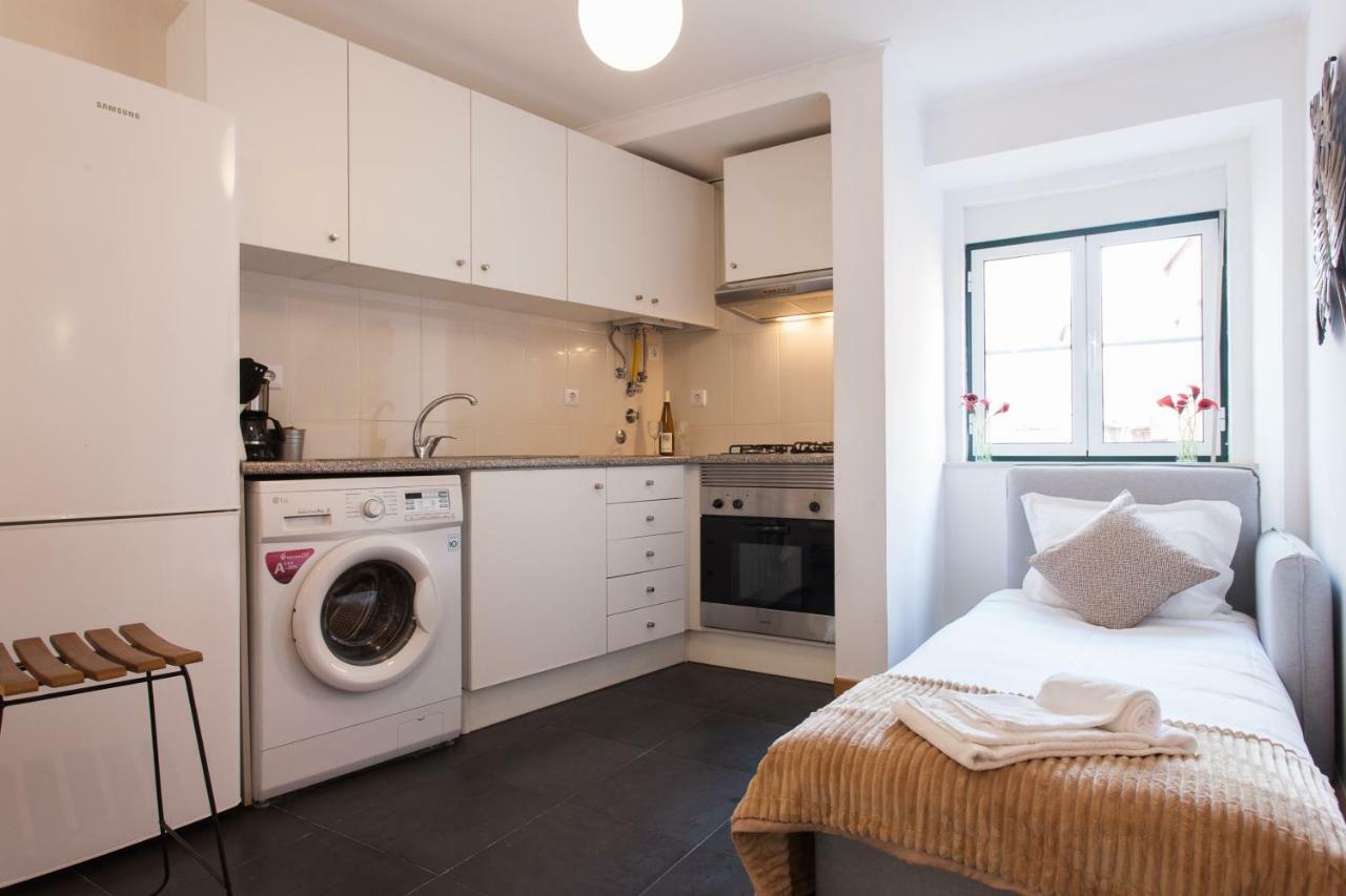 Martim Moniz Studio Apartments - By Lu Holidays Lisbon Exterior photo